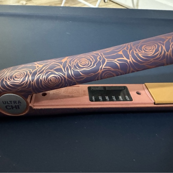 CHI ultra rose gold and purple Pattern Hair Straightener - Picture 2 of 4